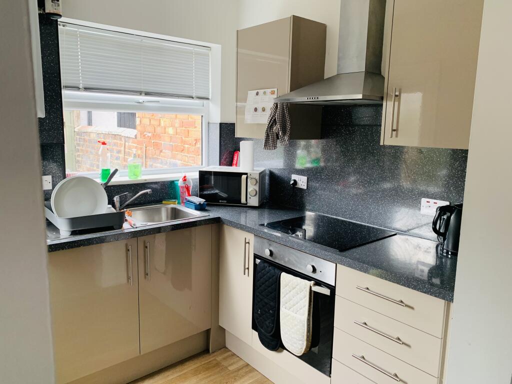 Main image of property: Portland Street, Lincoln, LN5, 4 Bedroom House Share