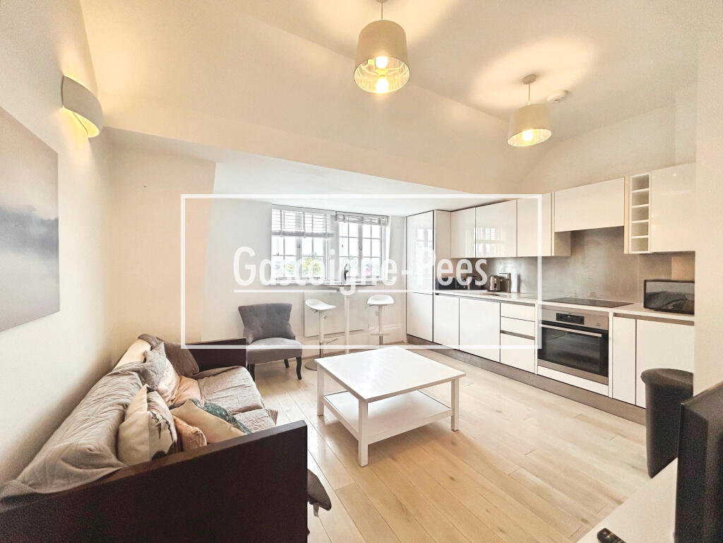 Apartment in Reading - View 2