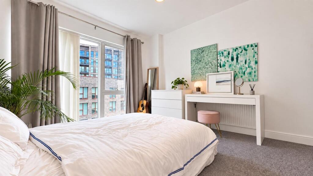Apartment in London - View 4