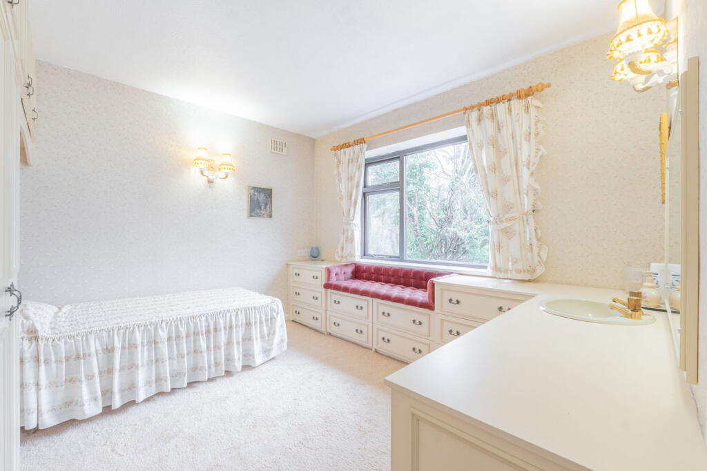 Additional image 23 of Monastery Drive, Solihull, B91 1DW