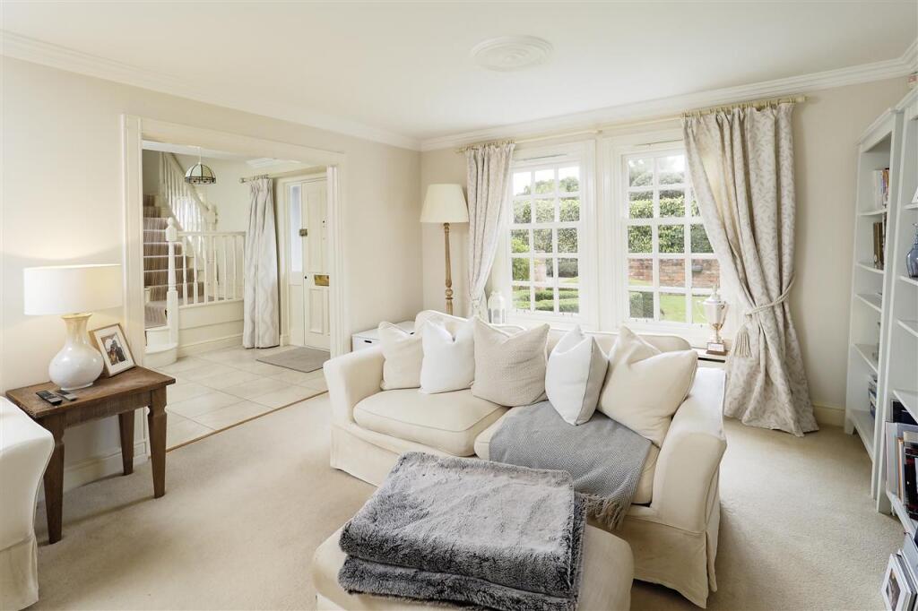 House in Swale, Sheldwich Lees, Sheldwich - More