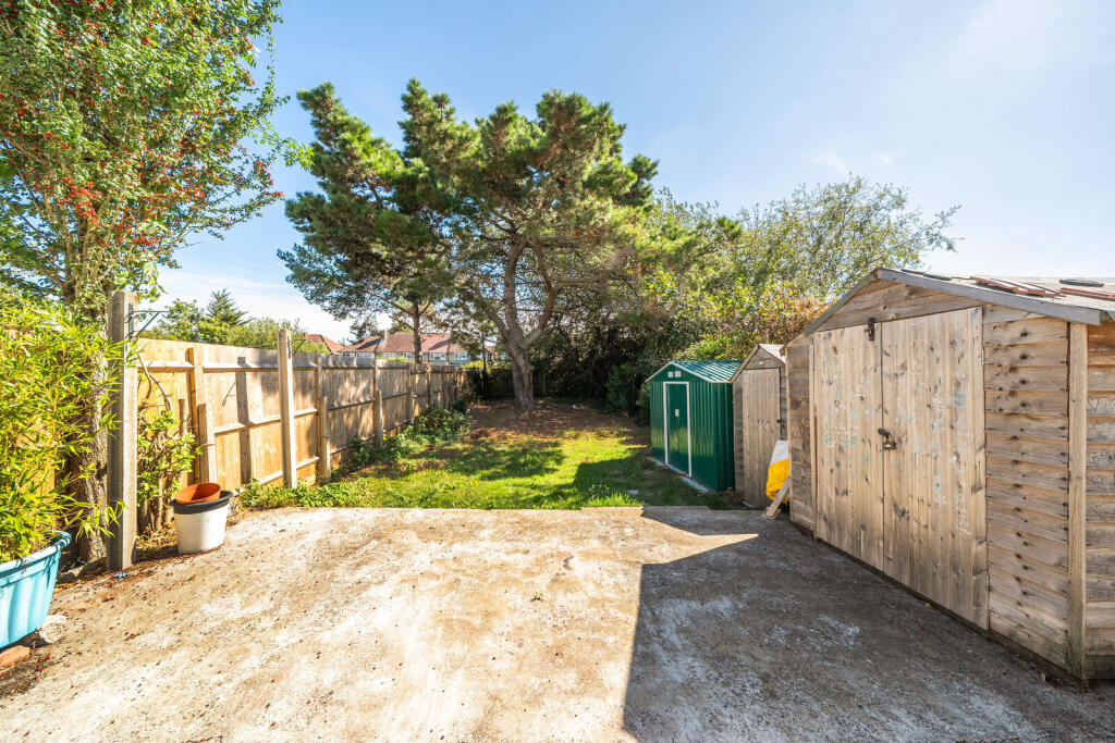 House in Southall - View 5