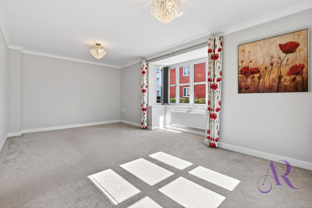 House in Milton Keynes - View 3