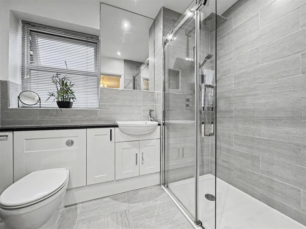 Additional image 18 of Bath Road, Oakhill