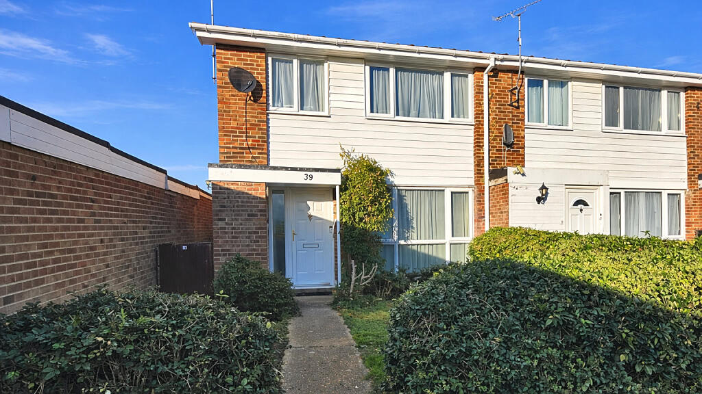Main image of property: Cornwall Road, Herne Bay, CT6 7SX