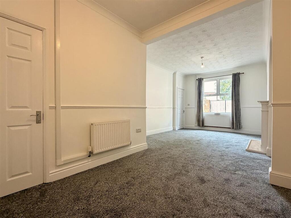 House in Doncaster, South Yorkshire - View 5