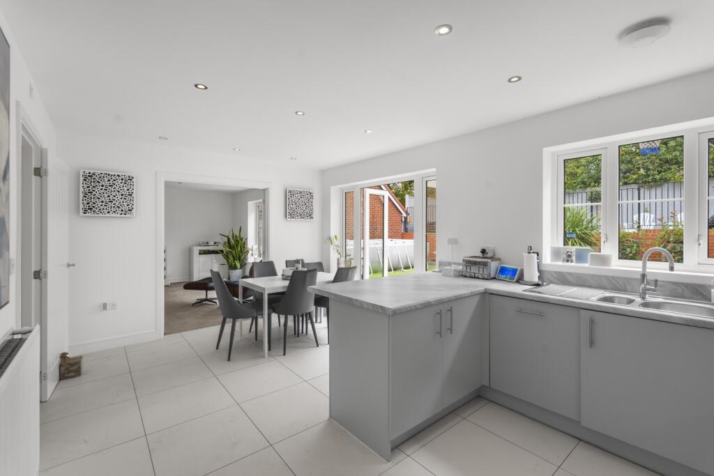 House in Chelmsford - View 5