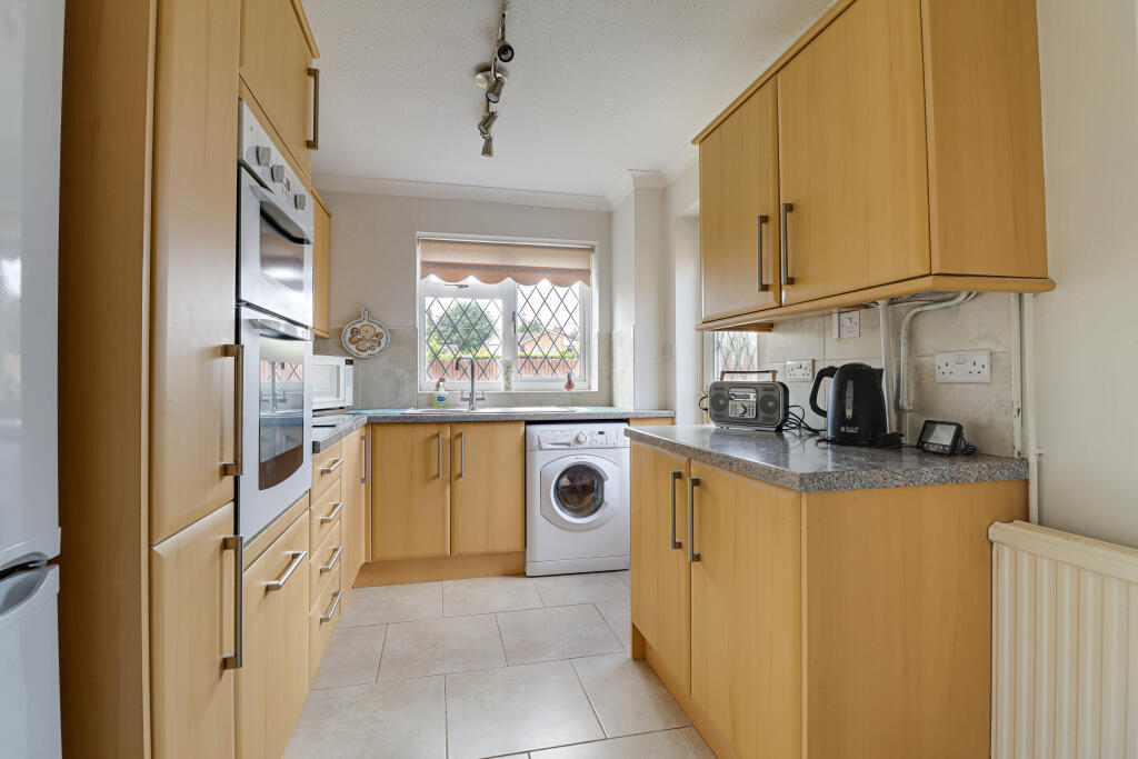 House in St Albans - View 3