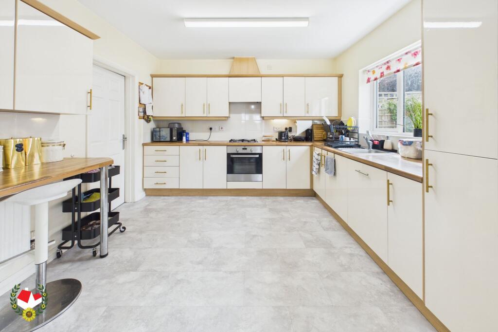 Uxbridge Lane Kingsway, Quedgeley, GL2 photo 3