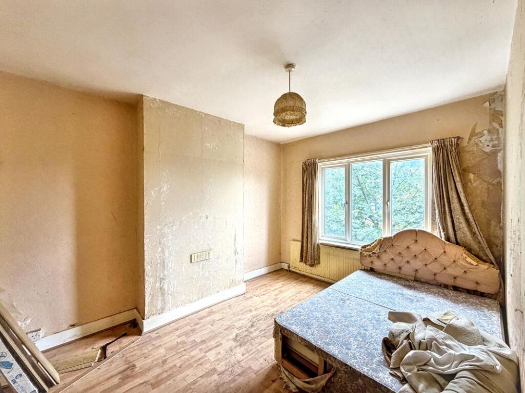 House in London - View 4