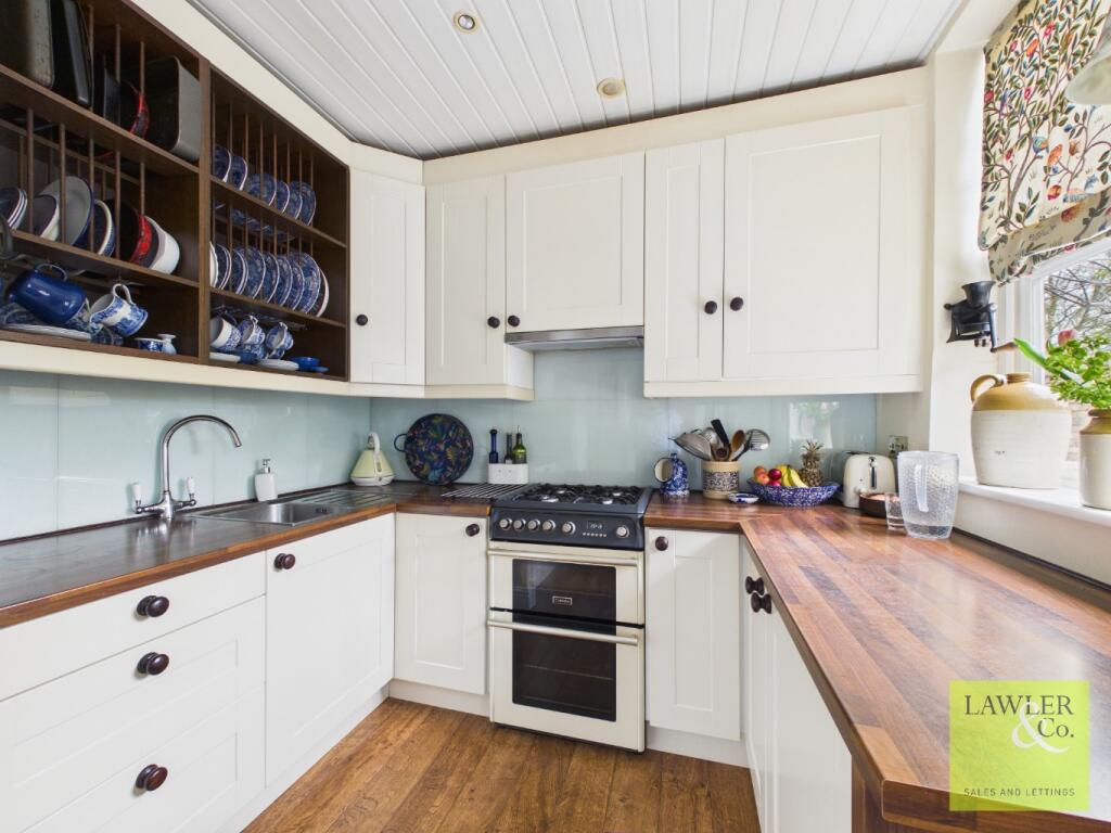 House in Poynton, Hockley - View 4