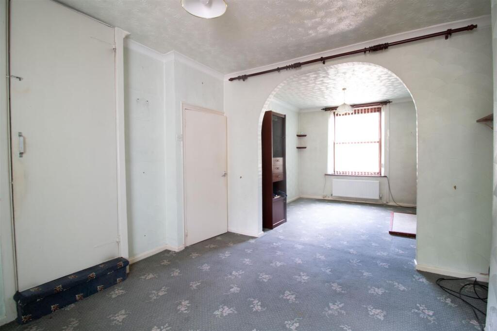 Bridge Street, Abercarn, NP11 - View 3
