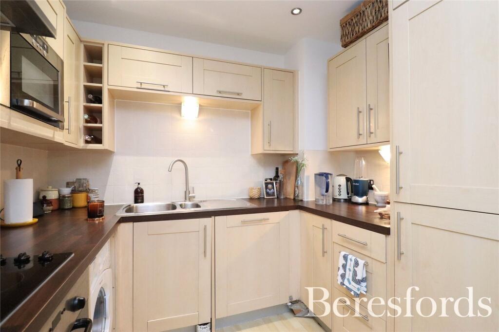 Apartment in Chelmsford - View 4
