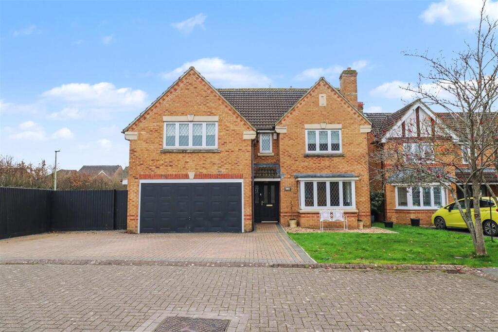 Main image of property: Cornbrash Rise, Paxcroft Mead, Trowbridge
