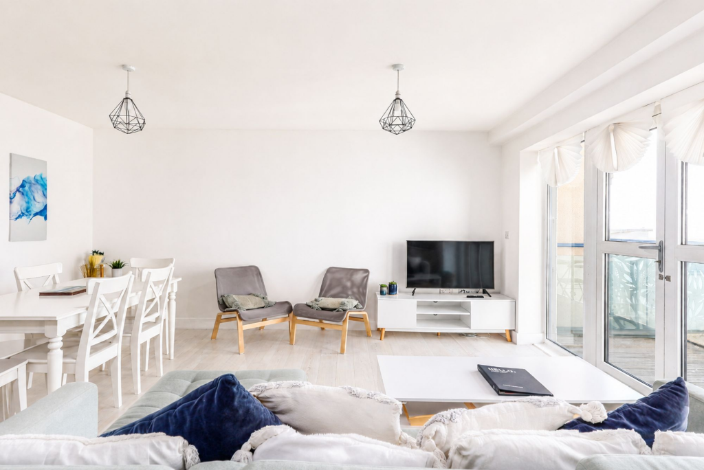 Apartment in Truro - More