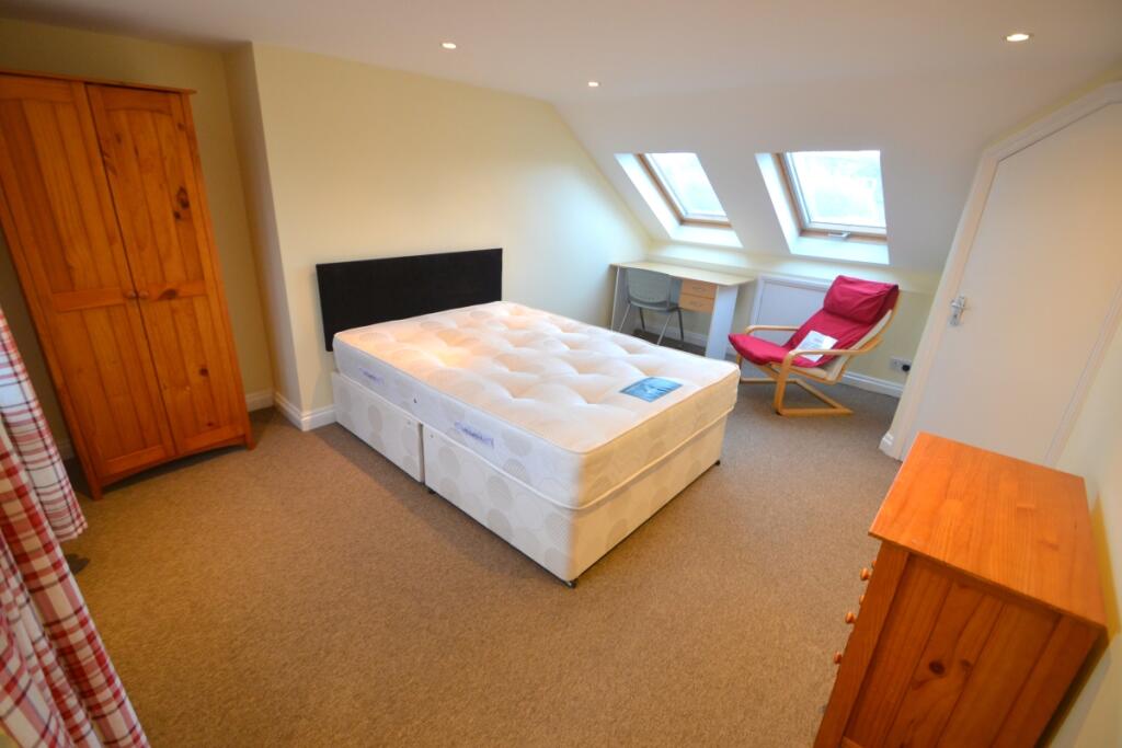 Balmoral Road, Northampton, NN2 - View 6