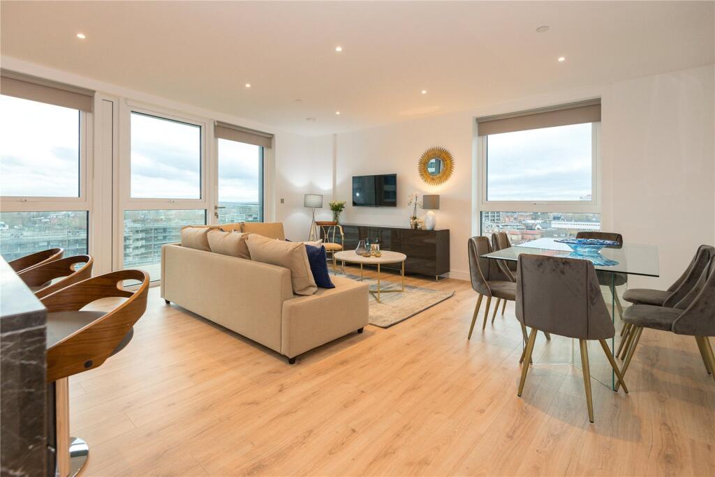 Main image of property: Glenthorne Road, London, W6