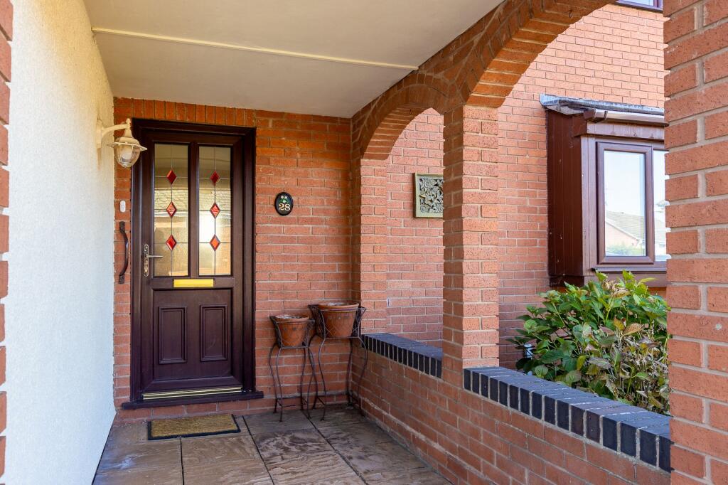House in Worcester, St Peters, St. Peter the Great County - View 5