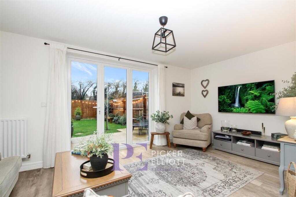 House in Leicester - More