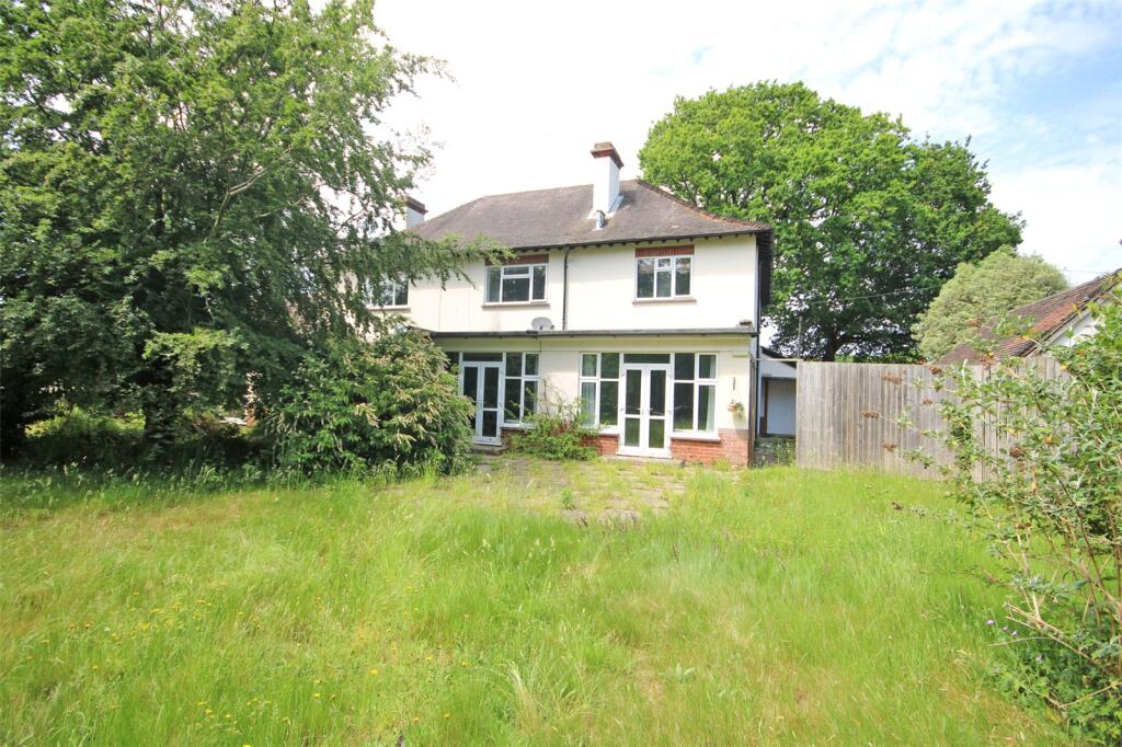 Fernhill Road, New Milton, Hampshire, BH25