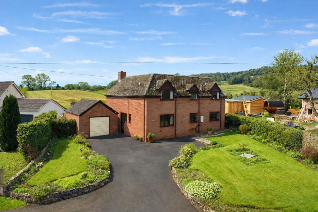 Main image of property: Llynclys, Oswestry