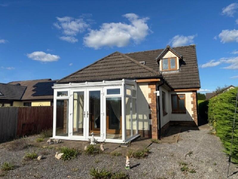 Golwg Y Mynydd, Llangadog, Carmarthenshire. photo 2