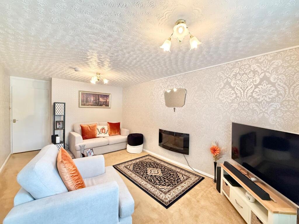 Chester Road, Kingshurst, Birmingham - View 2