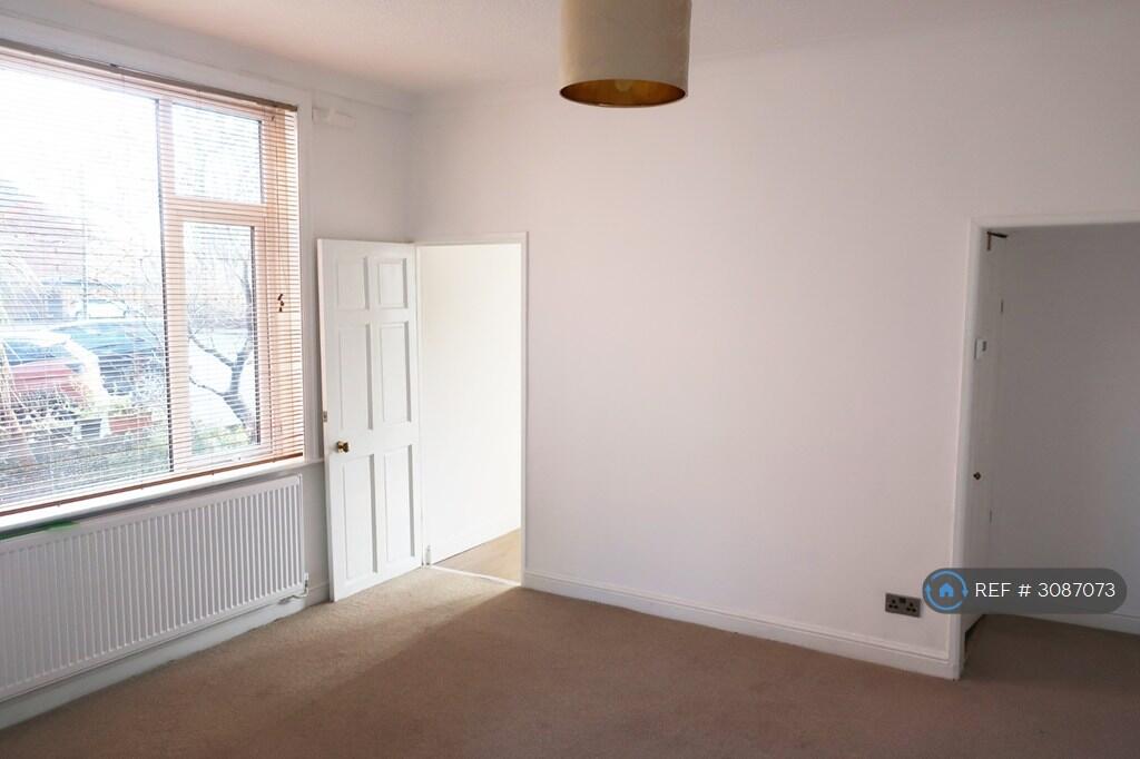House in Bolton - View 4