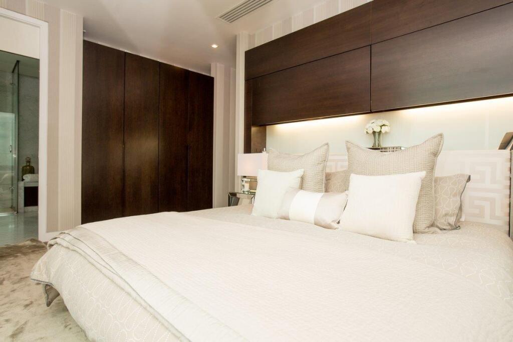 Additional image 11 of 90 Navigation Street