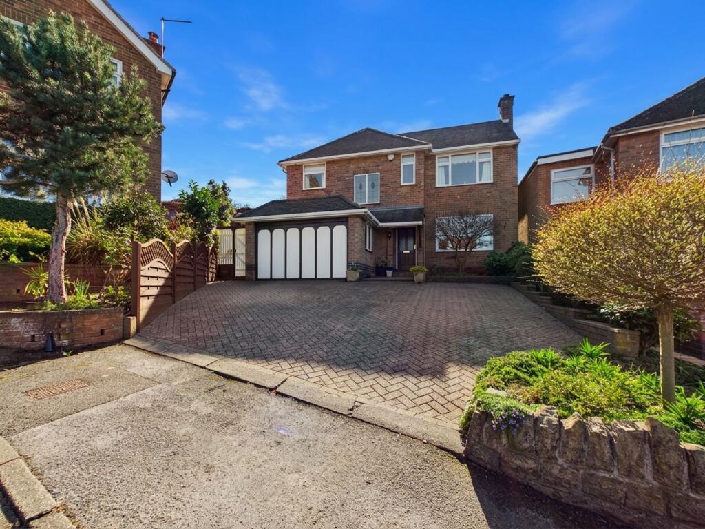 Main image of property: Cambridge Gardens, Woodthorpe, Nottingham