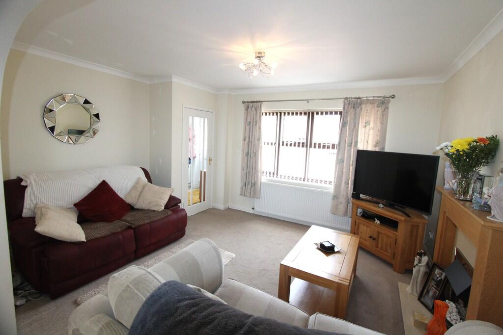 House in Gwersyllt, Wrexham - View 5