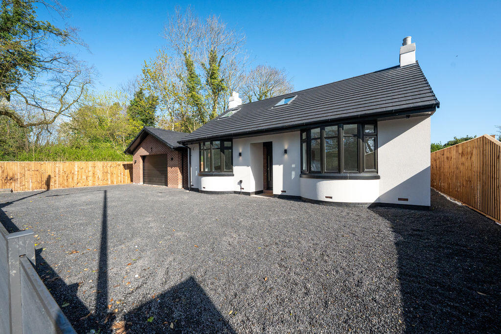 Main image of property: 192 Slater Lane, Leyland PR26 7SH