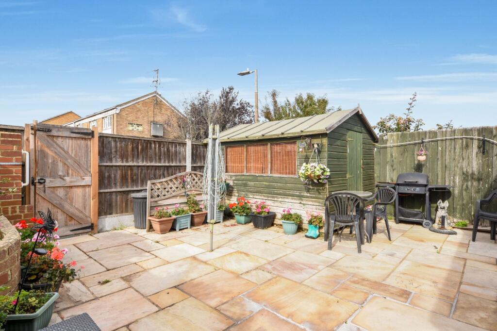 House in Southend-on-Sea, North Shoebury - View 3
