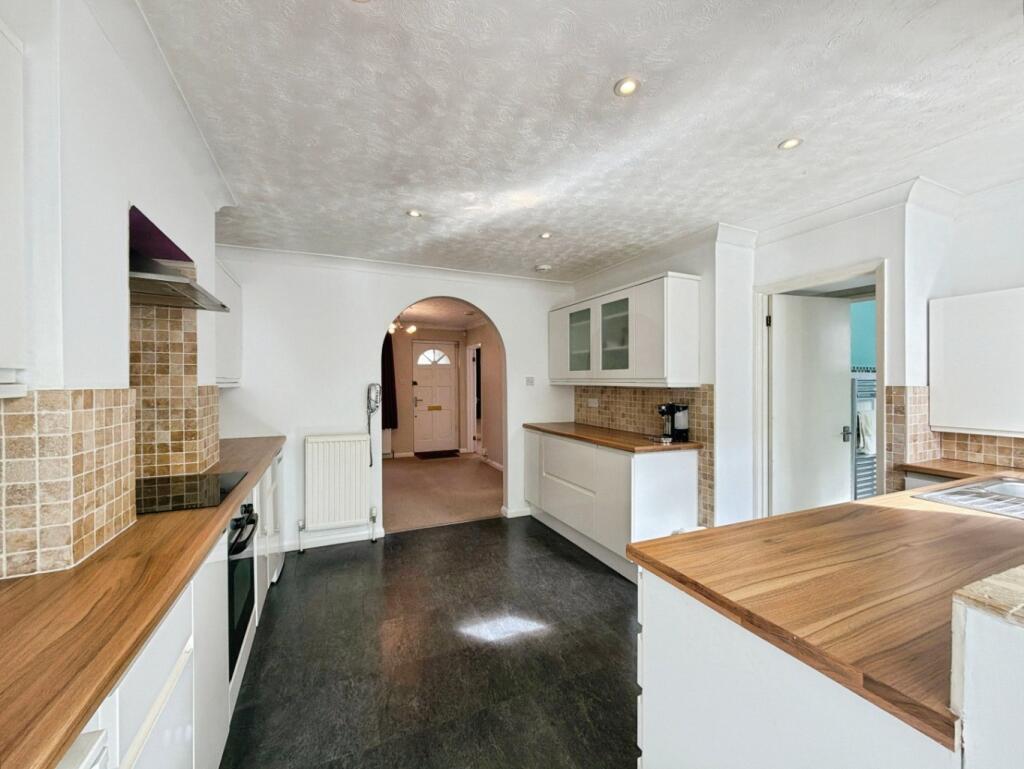 House in Slough - View 5