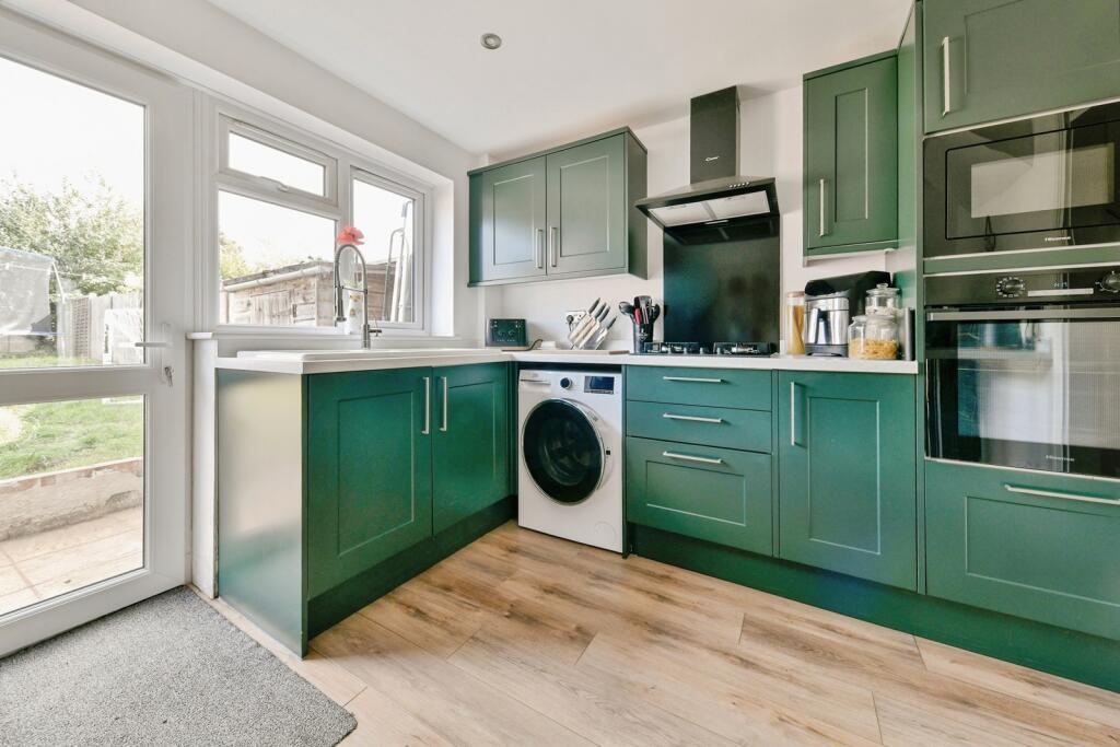 House in Stevenage, Broadwater - View 2