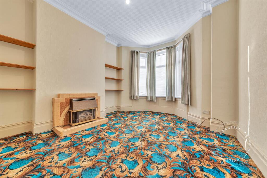 House in Cardiff, Castle Quarter, Riverside - View 4