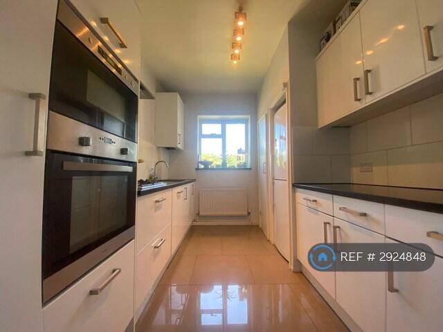 Main image of property: Alexander Court, London, SW18