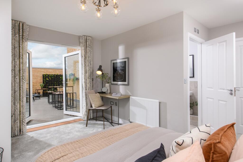 Apartment in Cambridge, Eddington - View 4