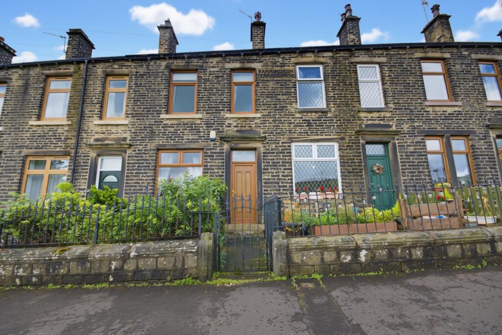 House in Kirklees, West Yorkshire - View 2