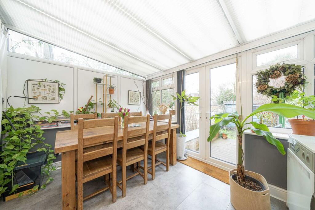 Elizabeth Gardens, Sunbury-On-Thames - Näkymä 5
