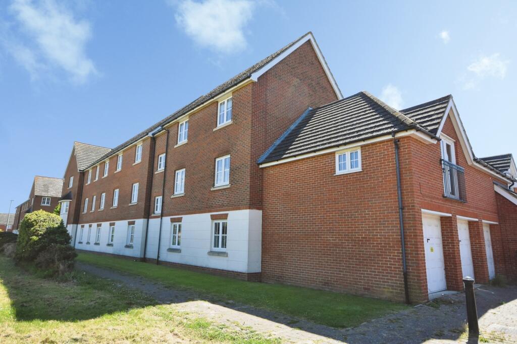Main image of property: Baden Powell Close, Great Baddow, Chelmsford, Essex, CM2