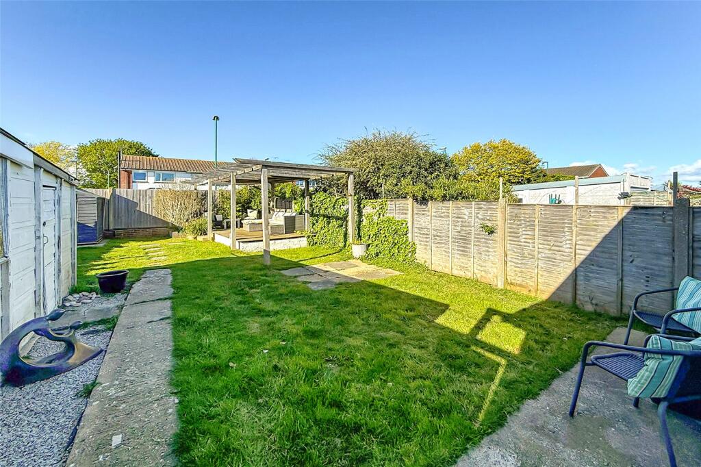 House in Littlehampton, Wick - More