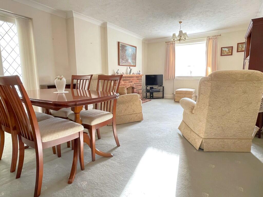 Rosemary Close, Tiptree photo 2