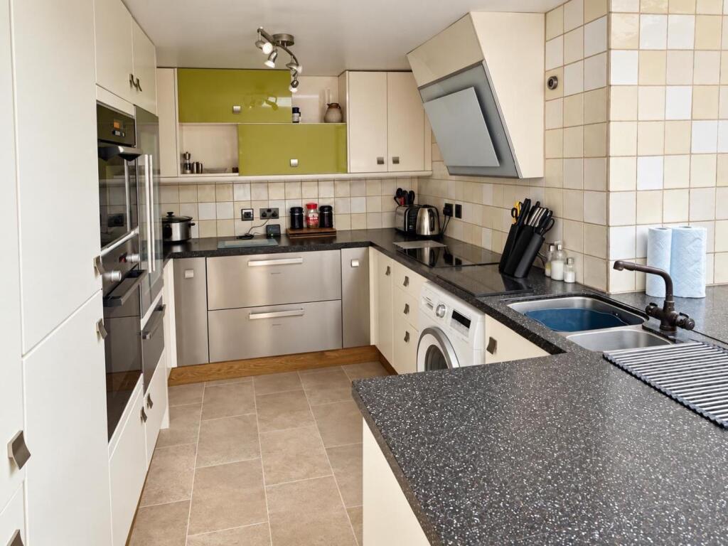 House in Northampton, Walgrave - View 3