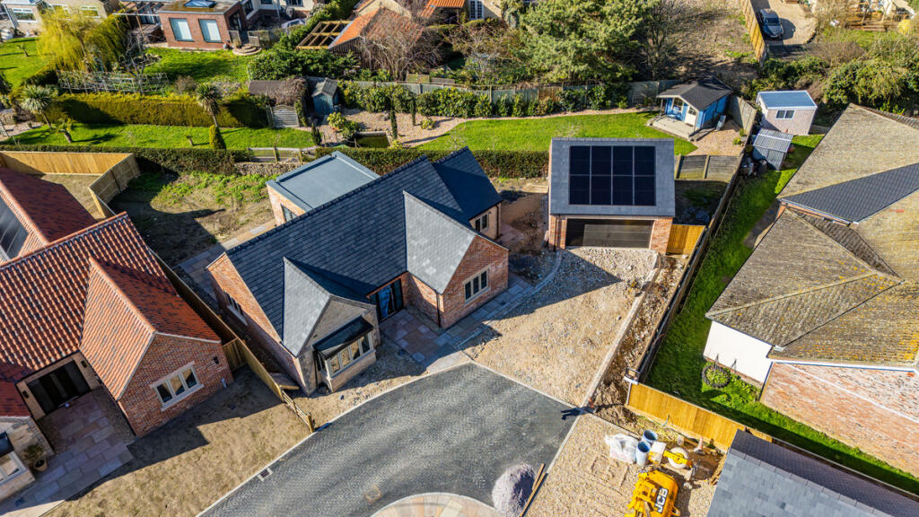 House in North Kesteven, Dunston - View 2