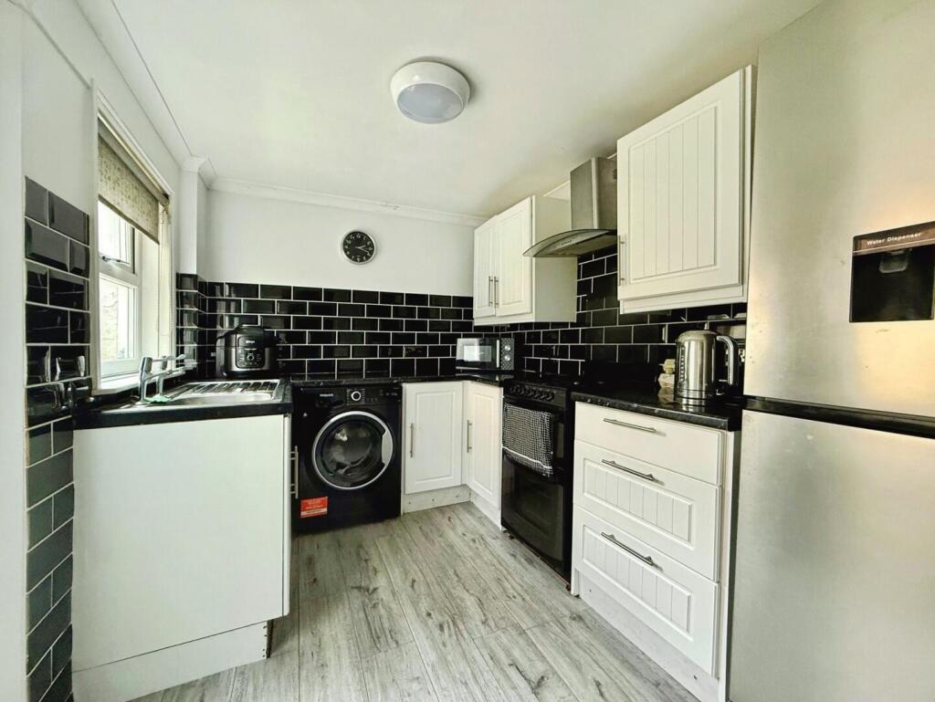 Main image of property: Hunnyhill, Newport