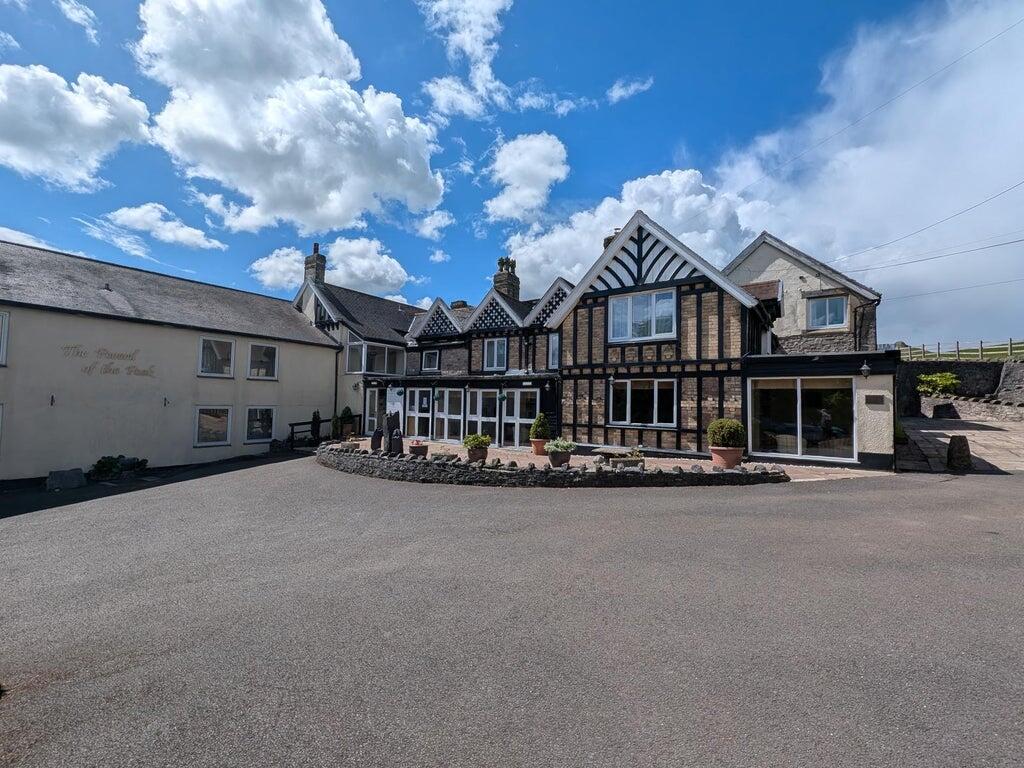 Main image of property: Peveril of the Peak, Dovedale, Derbyshire, DE6 2AW