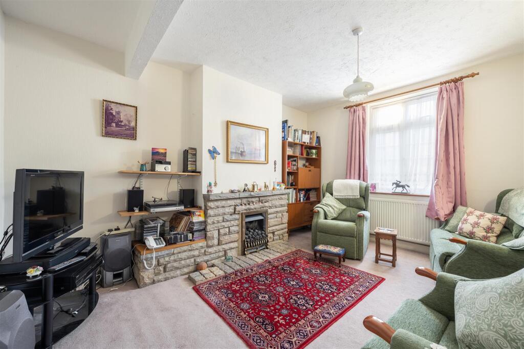 House in London - View 2