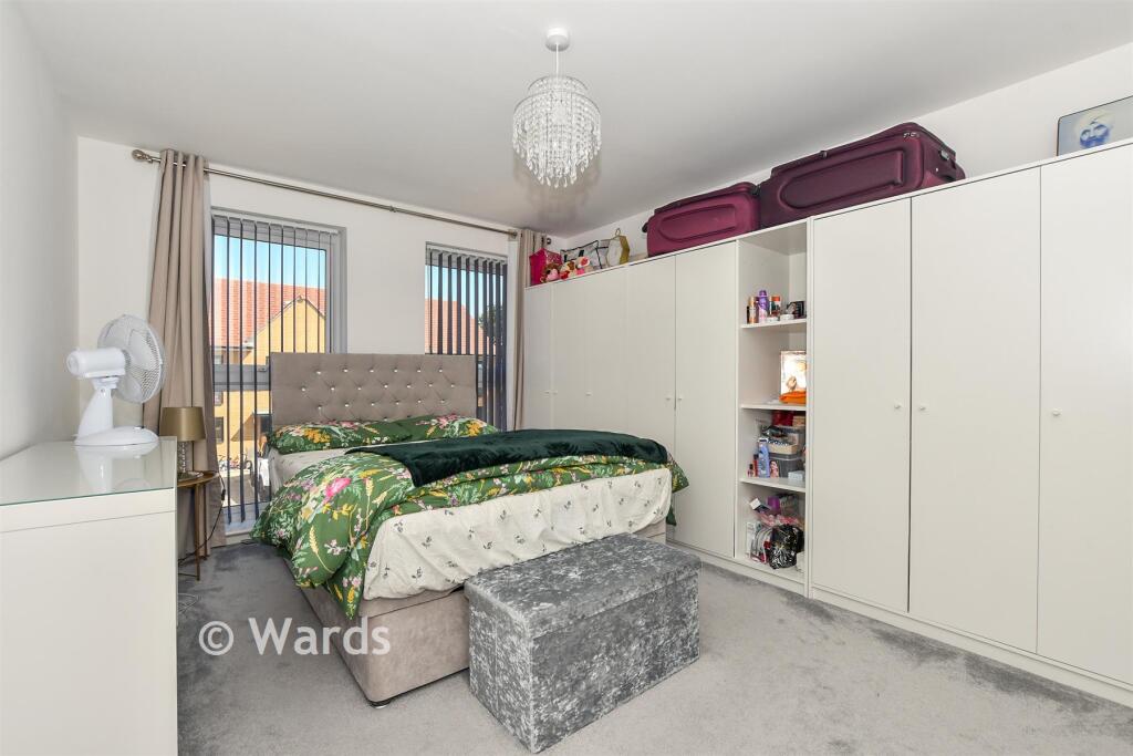 House in Swale, Davington, Faversham - More