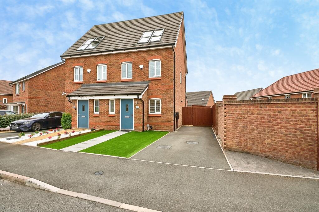 Main image of property: Cardowen Place, Bilston